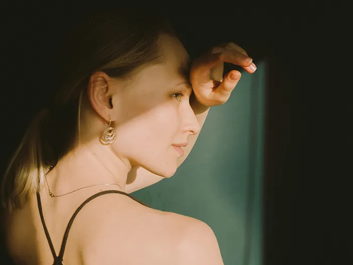 A person wearing an earring 